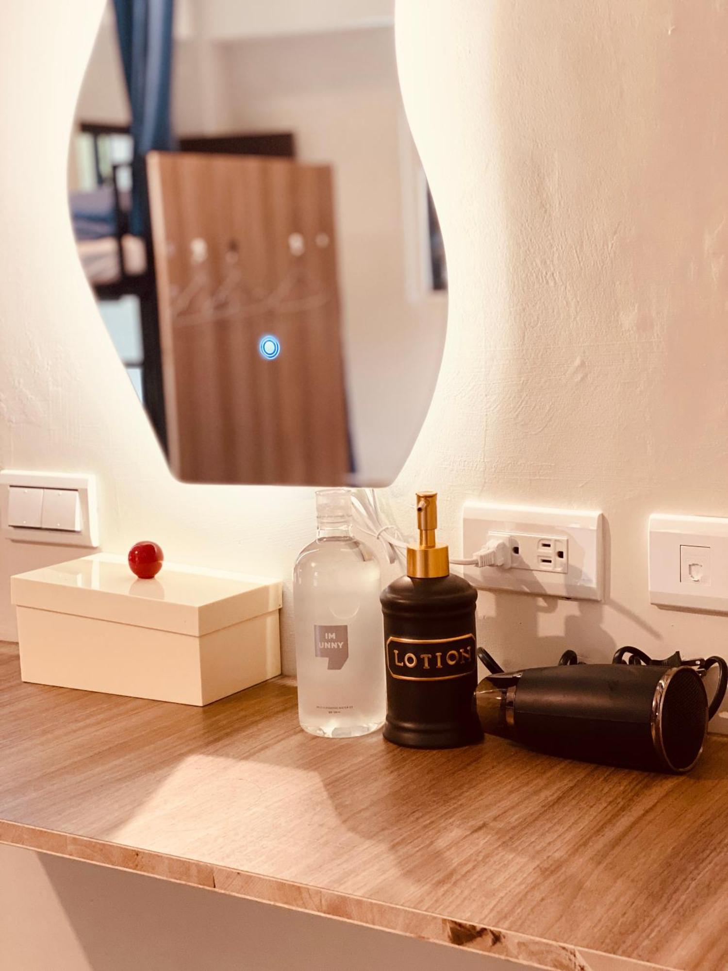 Dreamy Nomads Hostel日月潭背包客 Yuchi Extérieur photo